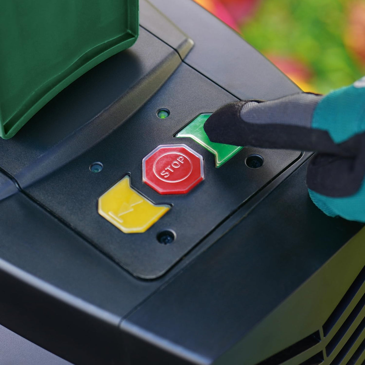 Bosch AXT Rapid 2200 Garden Shredder, 2200 W