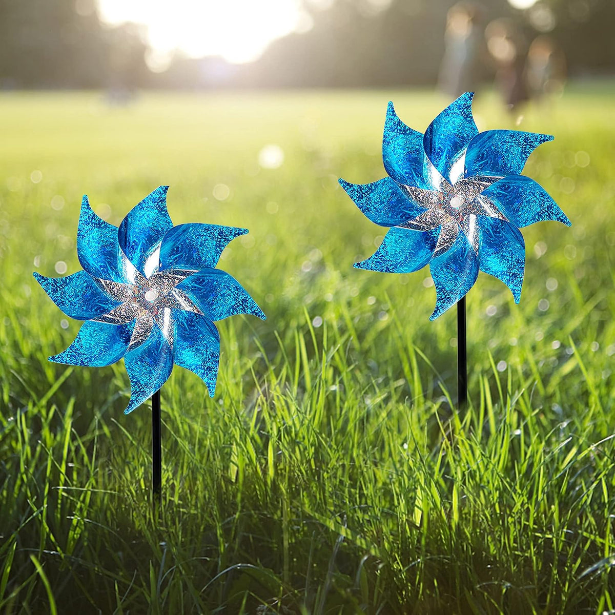 Hausse Reflective Pinwheels with Stakes, 10 Pack