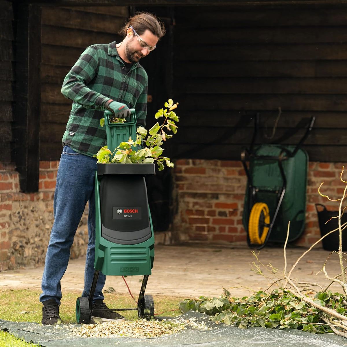 Bosch AXT Rapid 2200 Garden Shredder, 2200 W